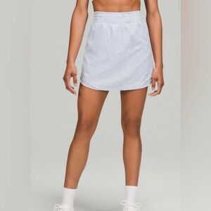 Lululemon Athletica shorts Hot High Rise Pastel Blue Skirt  Size 8